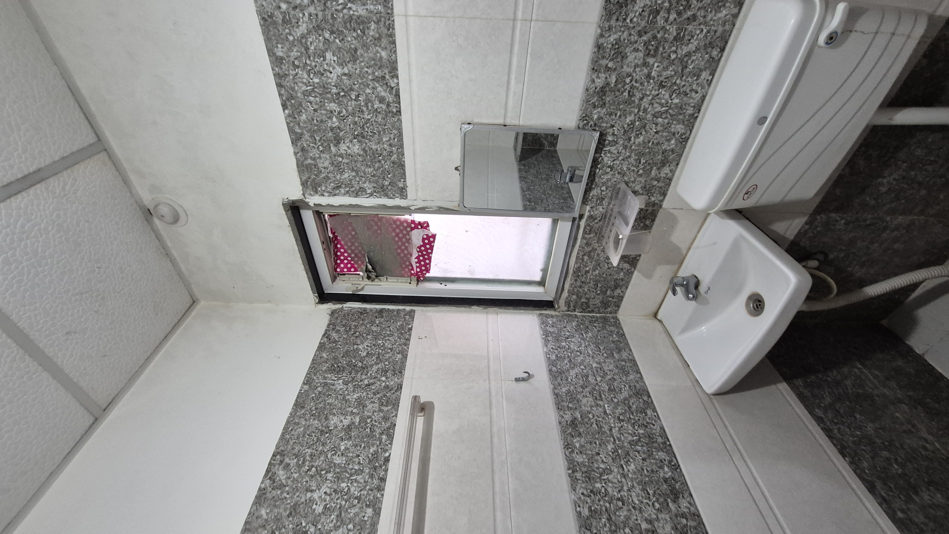 Single room view 7